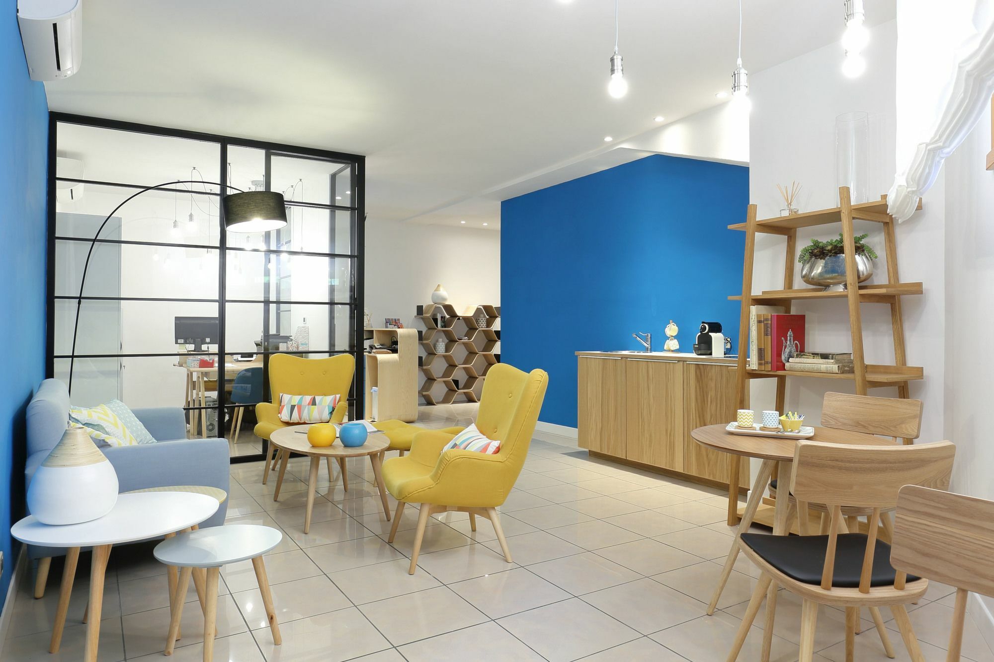 Leopoldo Apartahotel