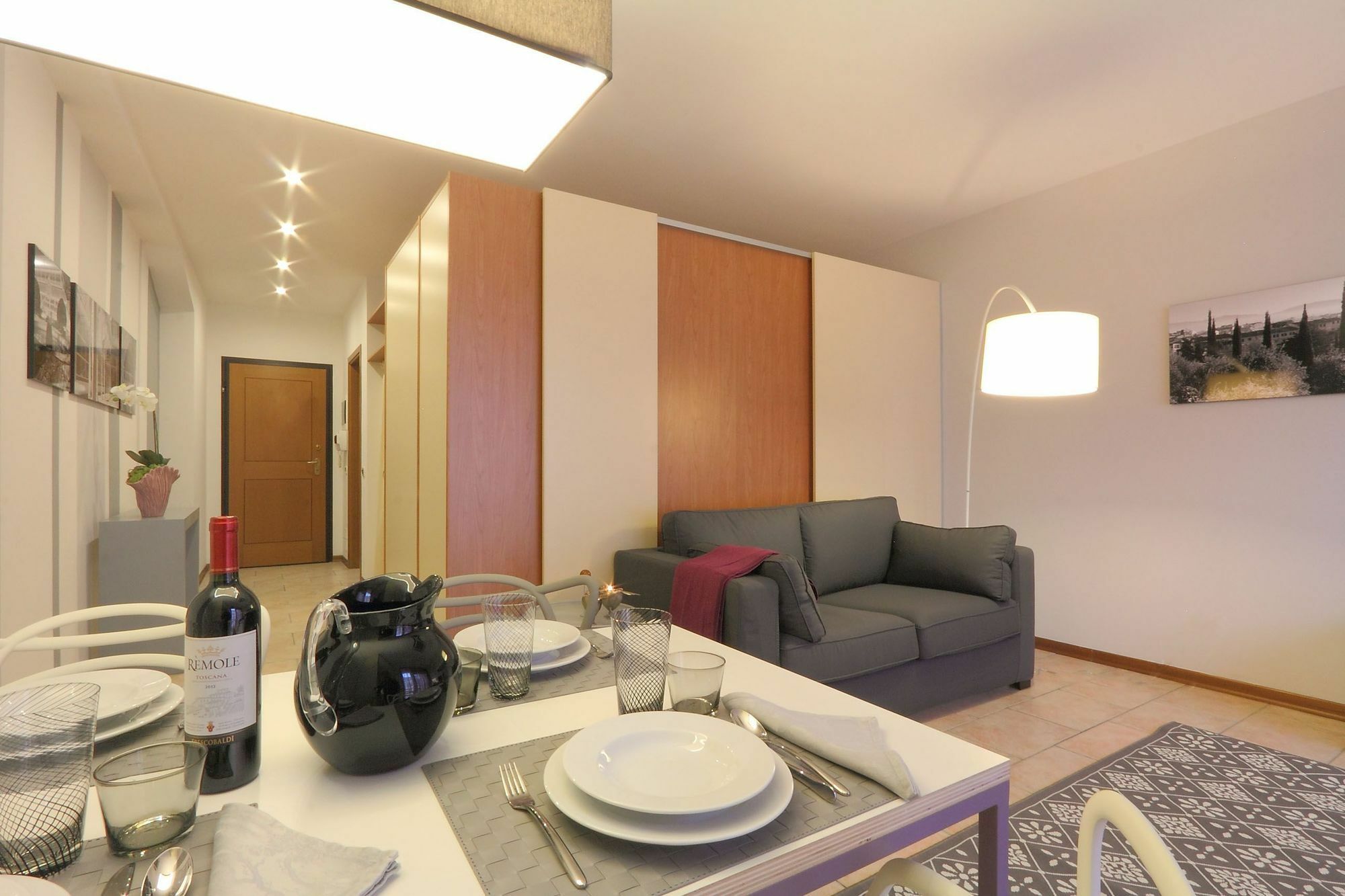 Apartahotel Leopoldo Florencia